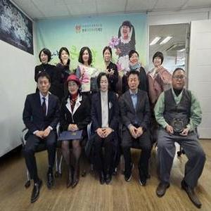 소중한 회원님들을 모시고 2026년도 정기총회를 재단 사무실에서 개최하였습니다